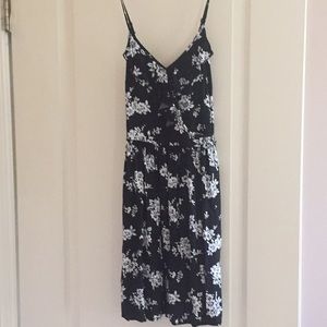 Black & white summer dress